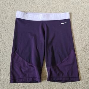 Nike Pro biker shorts purple XXL